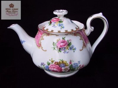 【達那莊園】英國製骨瓷器 Royal Albert皇家亞伯特 lady Carlyle卡萊爾夫人 茶壺