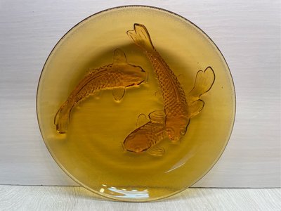 浮雕鯉魚玻璃盤 玻璃盤 水果盤 錦鯉玻璃盤 早期玻璃盤 玻璃盤擺件 水果盤 菜盤 二手 魚盤