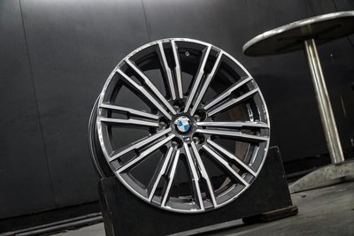 國豐動力 BMW G20 G22 G30 G01 G02 原廠M款 18吋鋁圈 5x112 et25 7.5J et40 8.5j 中古圈 可以選四個同規格