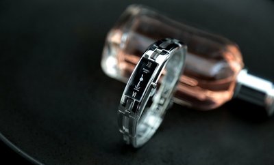 庫存出清nobel台灣本地品牌實心不鏽鋼錶帶高硬度~sapphire藍寶石水晶鏡面常保如新,黑面