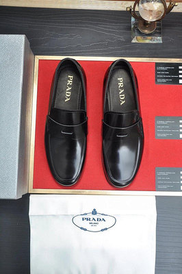 直購#Prada正裝男鞋24黑色牛皮鞋面時尚氣質男鞋