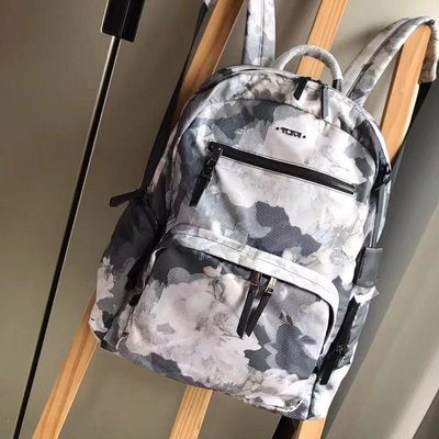╭☆包媽子店☆Tumi Carson Backpack 新款 防水布配皮大號雙肩背包~可插拉桿箱~