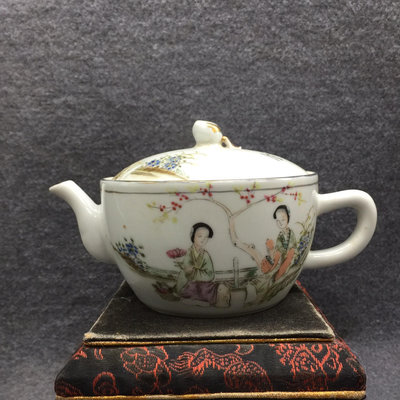 #壺 民國時期粉彩桃花美女茶壺 古董古玩瓷器收藏擺件物件