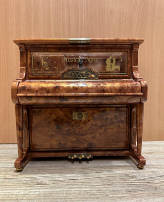 Musical Note 微型鋼琴音樂珠寶盒Vstride 音樂珠寶盒 音樂盒 收納盒 首飾盒 拍戲 道具 擺飾 二手