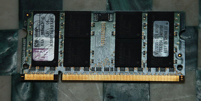 M09 Kingston 1G DDR2 KTA MB667/1G 雙面顆粒 筆電專用記憶體