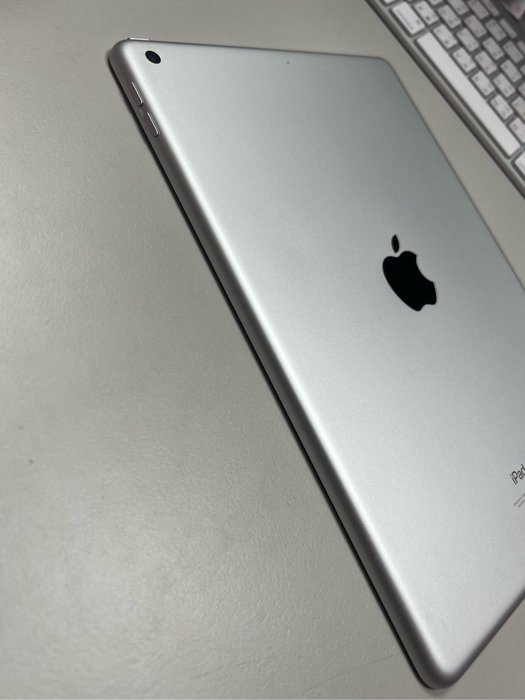 2022発売 iPad Air 第3世代 白 超美品 - 通販 - bardahl.pt