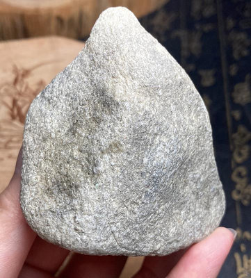 上層白灰皮老莫西沙冰種 翡翠原石，170克，種老肉細，皮殼翻 529