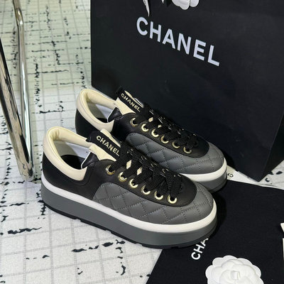 香奈兒 Chanel 休閒鞋 厚底增高 好搭配又萌的休閒鞋 小白鞋休閒也可以美成這樣！推❤️