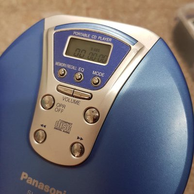 Panasonic CD 撥放機 馬達無轉動 需整理 自行研究 通通便宜賣 非 MP3 MP4 MP5 USB PA箱 卡帶機 收音機 前級 擴大機