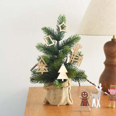 《FOS》日本 RS GLOBAL TRADE 桌上 聖誕樹 高質感 聖誕節 耶誕節 北歐風 精緻 擺飾 送禮 禮物