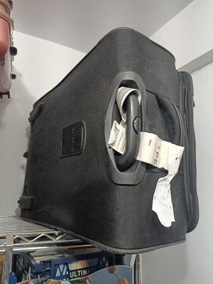 二手samsonite新秀麗深黑商務大型伸縮把手雙輪行李箱,市價$9800