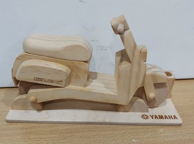 （全新絕版）YAMAHA CUXI 機車模型 木頭 木製...現貨，僅一台