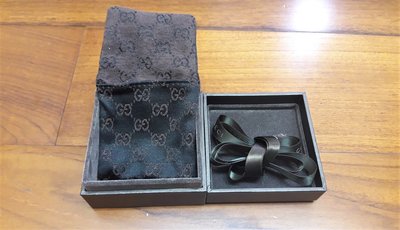 【GUCCI 古馳】 飾品盒/ 首飾盒 /耳環盒 /戒指/項鍊盒+絨布帶+緞帶