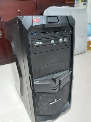 高雄路竹--視博通外殼桌機(FX-4100/GA-970A-D3P/8GB/SSD60G/GT525-2G)
