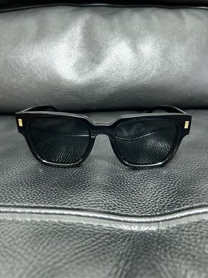Louis Vuitton LV  黑金 太陽眼鏡