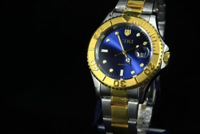 艾曼達精品~歐風潮流中金藍遊艇造型全不鏽鋼製石英錶