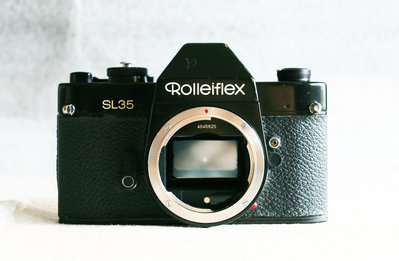 【悠悠山河】 稀有 西德製 Rolle 原廠 純機械相機--Rollei Rolleiflex SL 35 黑機 測光正常