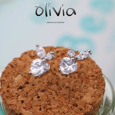 Olivia Fashion 耳針耳環 可愛小蘋果施華洛世奇水鑽方晶鋯石厚鍍14K真金耳釘耳環【KD00589】