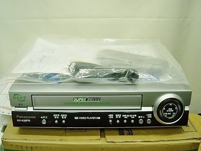 【小劉2手家電】幾乎全新的 PANASONIC VHS錄放影機,NV-A38PR型,故障機也可修理 !