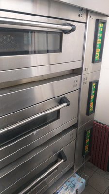 烤箱~3層9皿銓麥公司出最新型機種咐蒸氣、石板、進炉器……等、22Ov三相