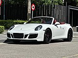 紅牛車業 Porsche 正2017年 991.2 GTS 紅敞蓬