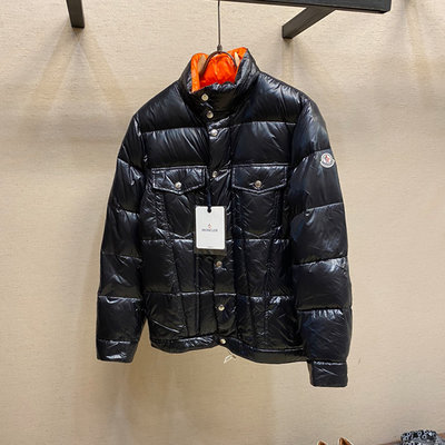 『名品站』Moncler羽絨外套 英倫風型男夾克外套 原單大牌 專櫃精品Montmirail系列亮面保暖外套9AT105