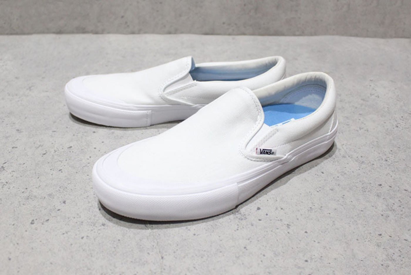 CHIEF' VANS 美版SLIP-ON Pro 白色懶人鞋選手聯名款滑板鞋US7 25cm