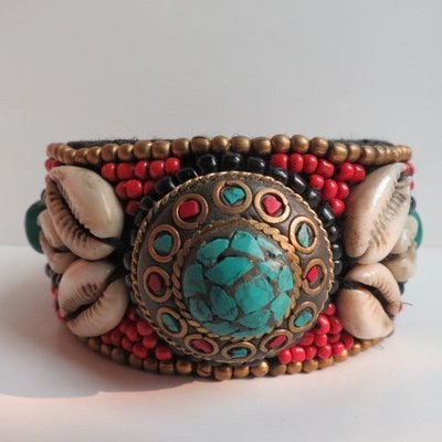 [ 廣緣-手鐲 ] (2) 西藏  紅珊瑚+綠松石+貝殼活動布手環   **可議價**