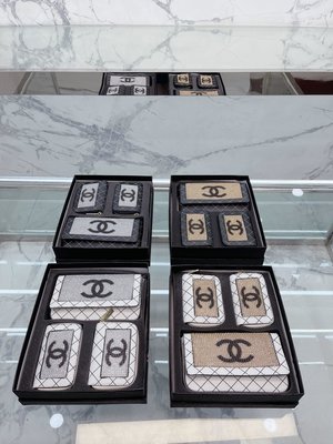 【日本二手】超值套盒Chanel  滿鉆信封包卡包鑰匙包 套盒 尺寸大包 18 12cm 卡包11 8 cm 鑰匙包11 817820