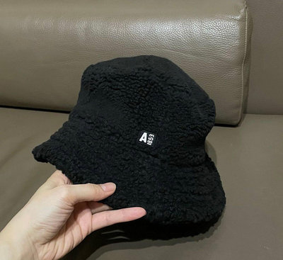 AIGLE🇫🇷法國戶外品牌 雪巴刷毛保暖黑色漁夫帽 M