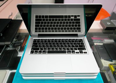 Macbook Pro Mid 2012 i5 8G RAM 120G+480G HD4000 已改雙系統正版Win10