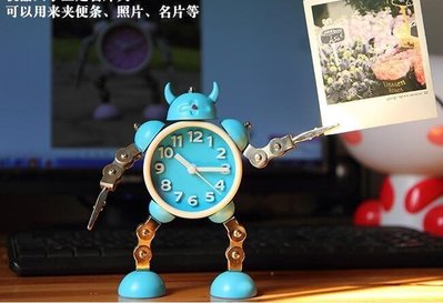 【熱賣精選】機器人變型金剛造型時鐘鬧鐘床頭鍾書桌鐘 2439c