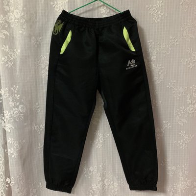 近全新McGREGOR品牌的男孩黑色防風防水褲。
