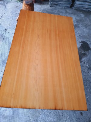 台灣黄檜美品桌板(107.5X66.5X2.5)送三義整理鋼琴烤漆