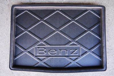 【吉特汽車百貨】第二代 BENZ 賓士 B-Class B180 B200 專用凹槽防水托盤 防水墊 密合度高