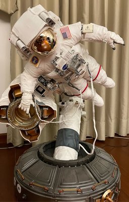 Sideshow astronaut 太空人 雕像