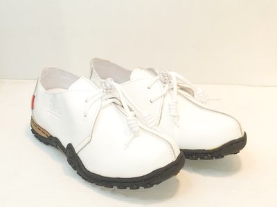 零碼鞋 8號  Zobr 路豹 牛皮氣墊休閒鞋 B002 白色  特價:990元  B系列 鞋跟高度：2公分