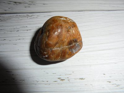 心57 血絲玉/心臟石 鈣化皮呈現  小海洗石 原礦 美石 東海岸玉石 花東玉石  玉石為濕拍