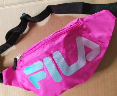[RR小屋] FILA 腰包 單肩可調節 斜肩包 斜揹包 粉紅 漸層logo 美國代購 FLFP200FSMT