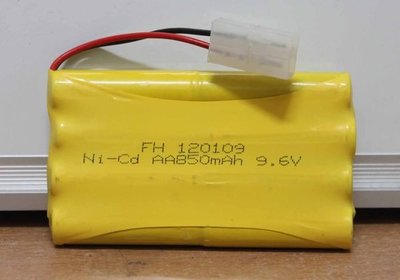 『殺肉貨』NO.435 9.6v 850mah 充電電池 安全塑膠插孔 2孔 1入免運