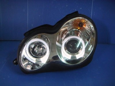 小亞車燈╠ 全新超亮BENZ W203 C200 C230K 光圈魚眼大燈含水平功能馬達