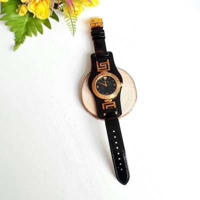 瑞士凡賽斯 絕版復刻腕錶 材質：316不繡鋼殼/龍頭/錶扣包18K玫瑰金 藍寶石水晶鏡面 頂級小牛皮錶帶