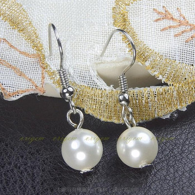 珍珠林~魚尾鈎垂吊式單顆珍珠耳環~8MM南洋深海硨磲貝白色珍珠#660+2