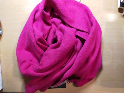 頂級喀什米爾紫桃紅厚實細密針織純羊絨超大圍巾披肩100% cashmere