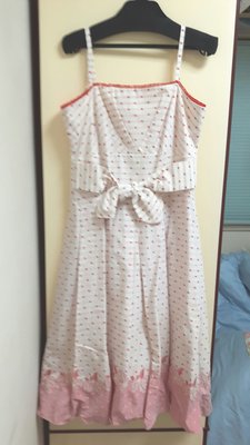 銀穗 禮服式米色紅點唯美洋裝（澎群）全新品特價1000元含運費,類似巧帛，0918,iroo,Le polka