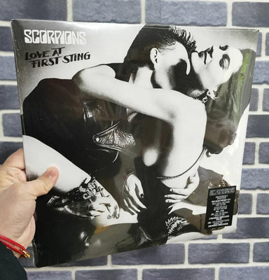 易匯空間 黑膠唱片 Scorpions 蝎子樂隊 Love at First Sting LP690
