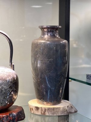 《臻藏坊》日本鐵壺銀壺專賣 群鶴紋純銀花瓶