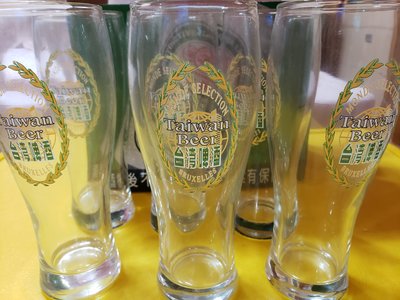 台灣金牌啤酒杯 曲線啤酒杯 台啤曲線啤酒杯69+一元起標