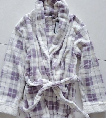 *SKY天天購* 英國精品 LINEA UK 珊瑚絨 睡袍 浴袍 睡衣 高雅 紫白格 M號 加厚