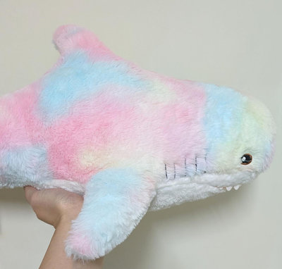 彩色鯊魚娃娃 鯊魚娃娃 鯊魚玩偶 絨毛玩具 填充玩具 毛絨娃娃 玩偶 彩虹鯊魚 shark